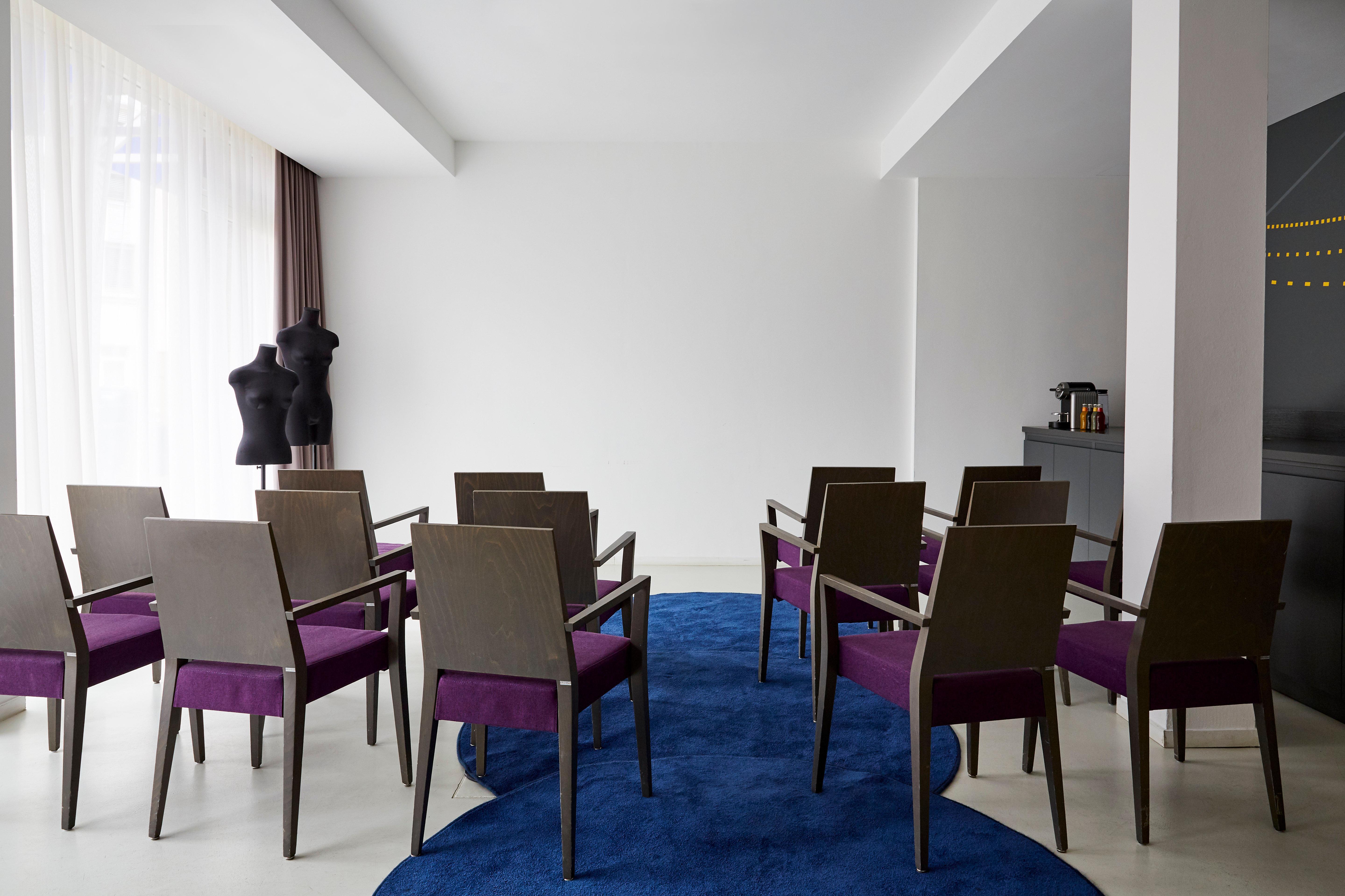 Hotel Indigo - Dusseldorf - Victoriaplatz By Ihg, Dusseldorf